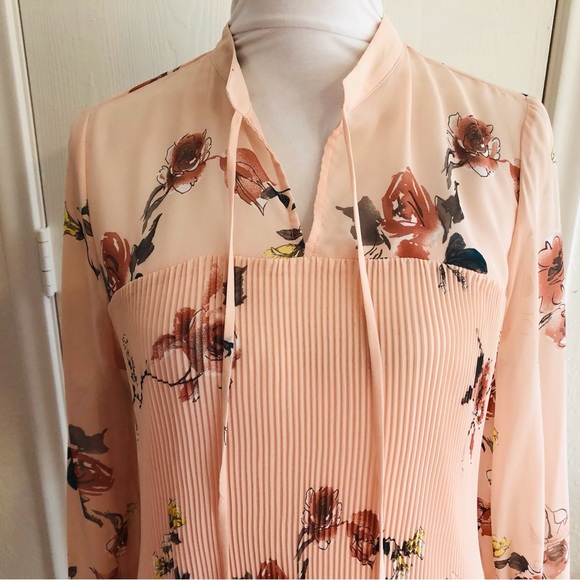 EUC Pleione floral blouse - Picture 4 of 6
